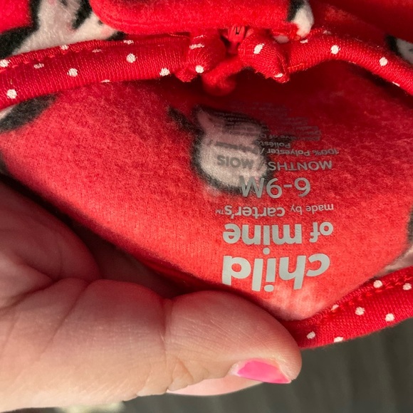 Carter's Red and White Footies One Piece with Penguin Pattern size 6/9 M - NWT - Picture 6 of 6